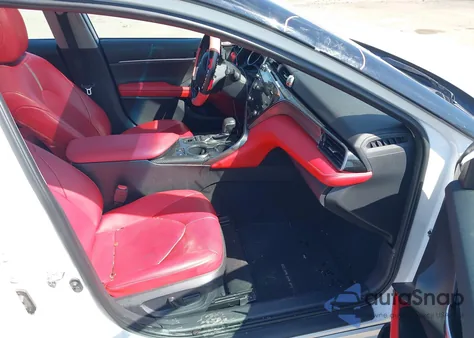 2020 Toyota Camry Xse V6 из США, поврежденный, VIN 4T1KZ1AK4LU033256